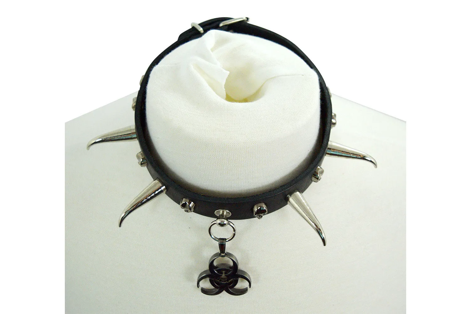 Gothic Punk Rock Emo Biohazard Charm Skull Stud and Horn Spike Leather Choker Collar Necklace