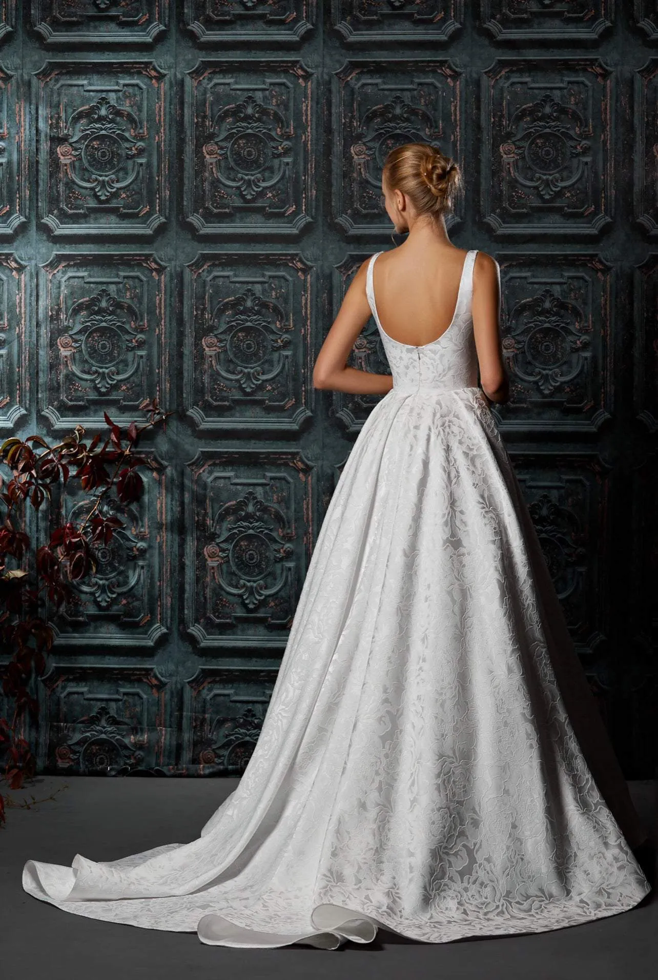 Milky White Wedding Dress