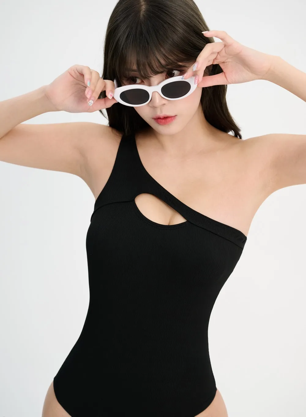 Off-Shoulder Swimsuit IF324