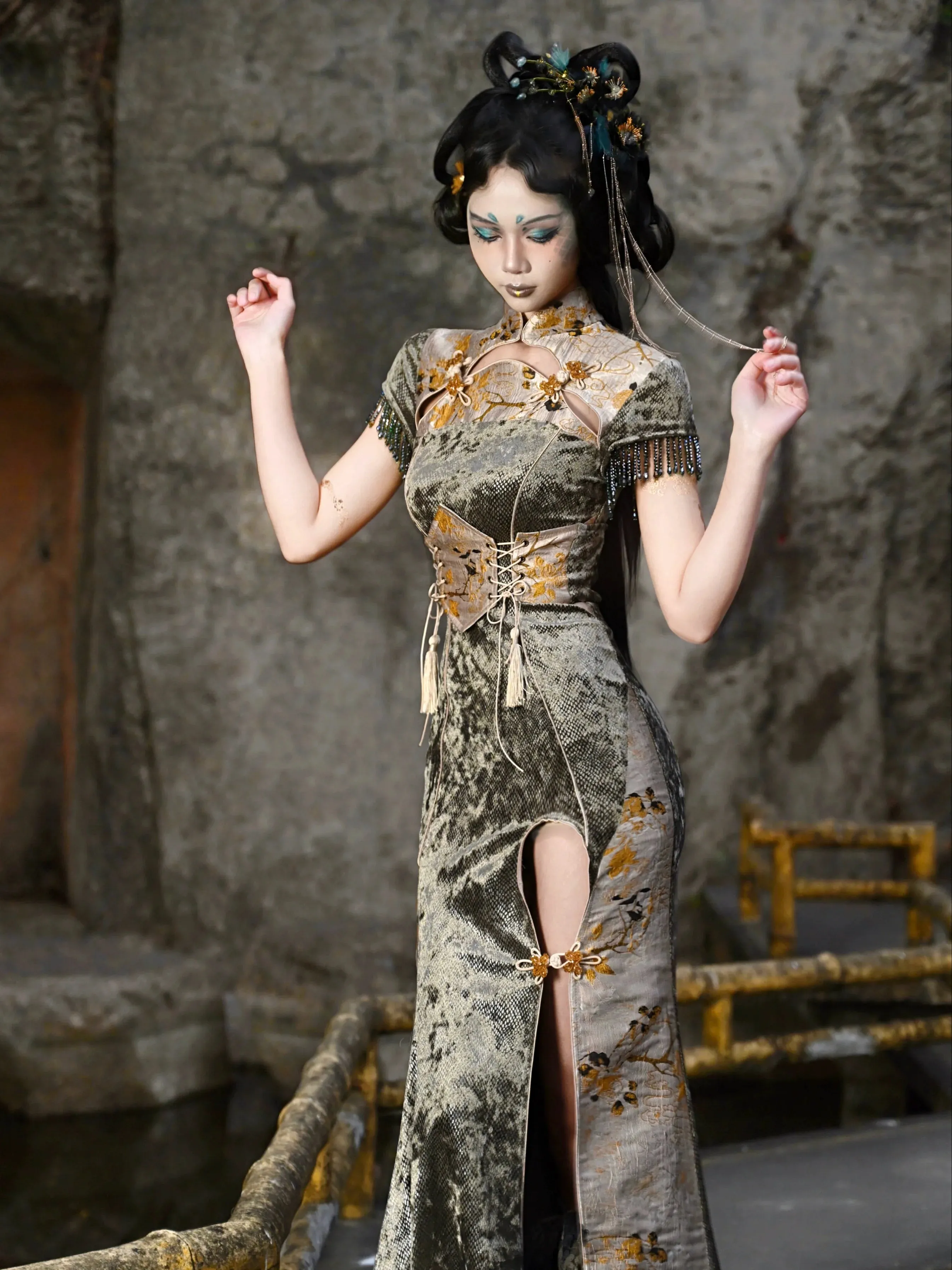 Strap China Corset Tassel Jacquard